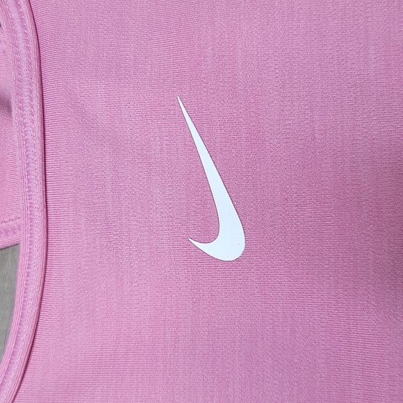 EUC Nike Swoosh Sports Bra - Picture 9 of 9